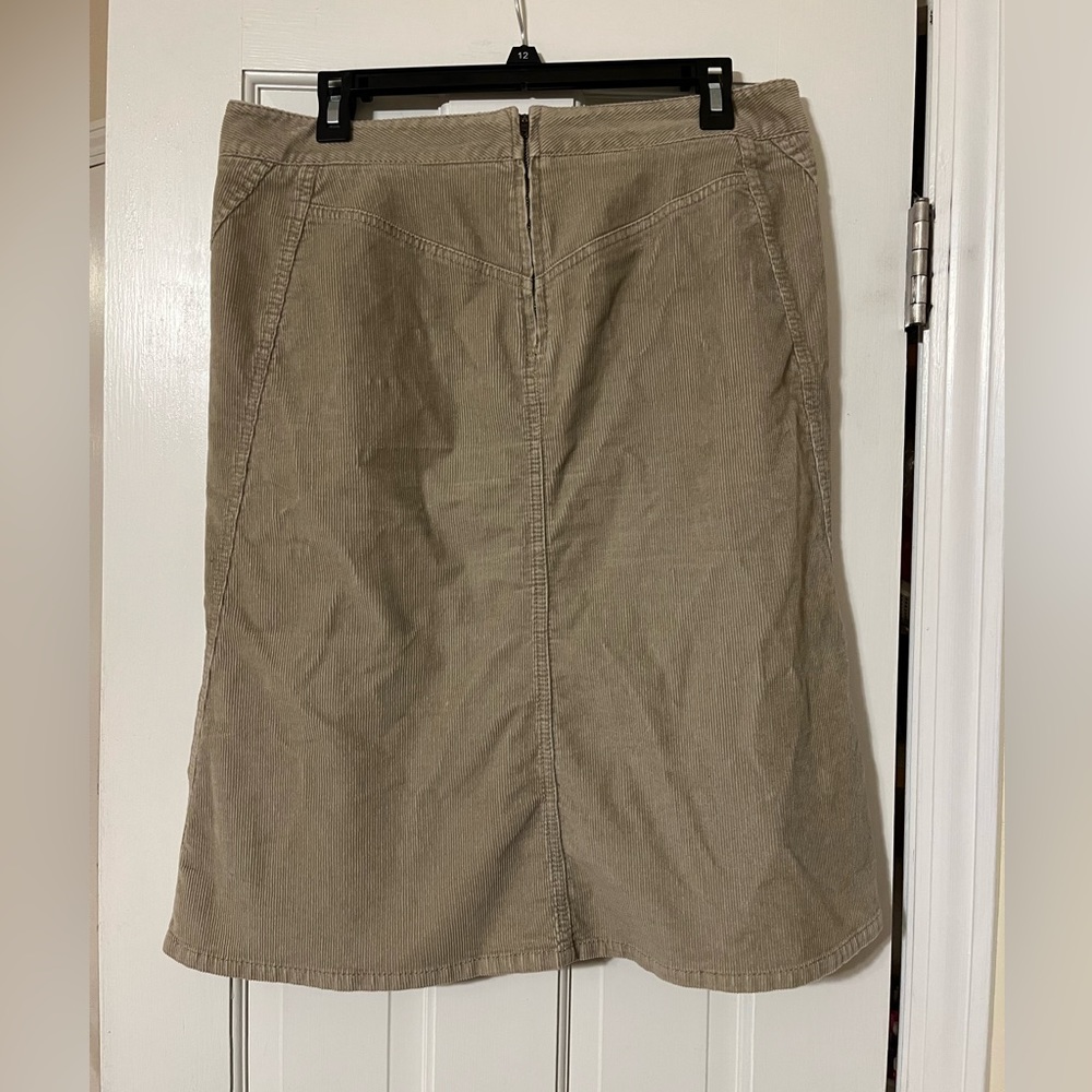 Limited size 12 Y2K corduroy skirt - Picture 2 of 5